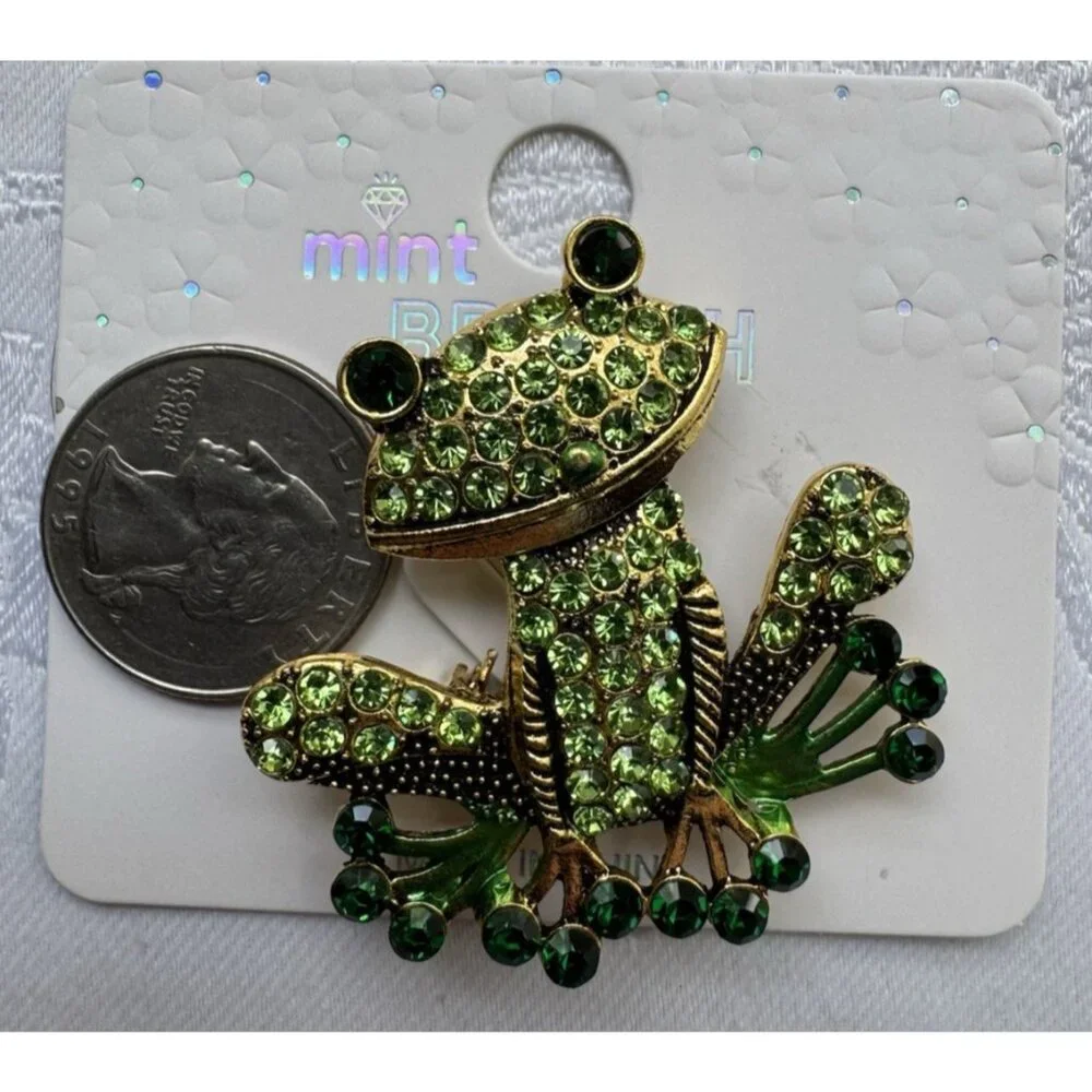 Mint Happy Colorful Green Sitting Frog Rhinestone  Brooch 1.5